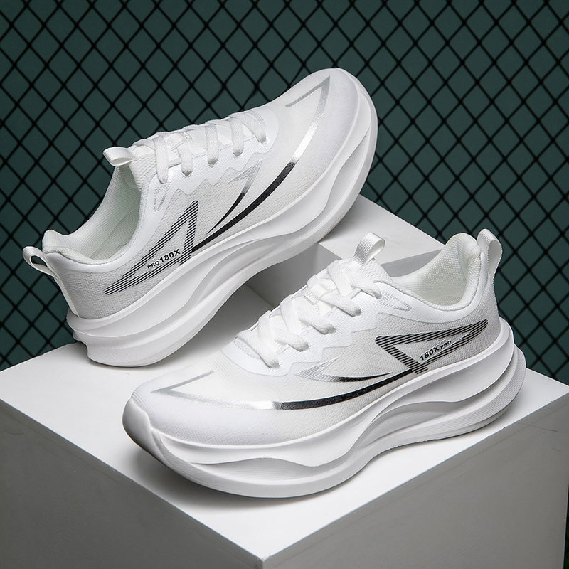 Shock Absorbing Gym Trainers - 2026 新しい男性スポーツシューズ超軽量メッシュプラットフォームマラソンランニングスニーカー衝撃吸収アンチスリップジョギングジムアスレチックトレーナー