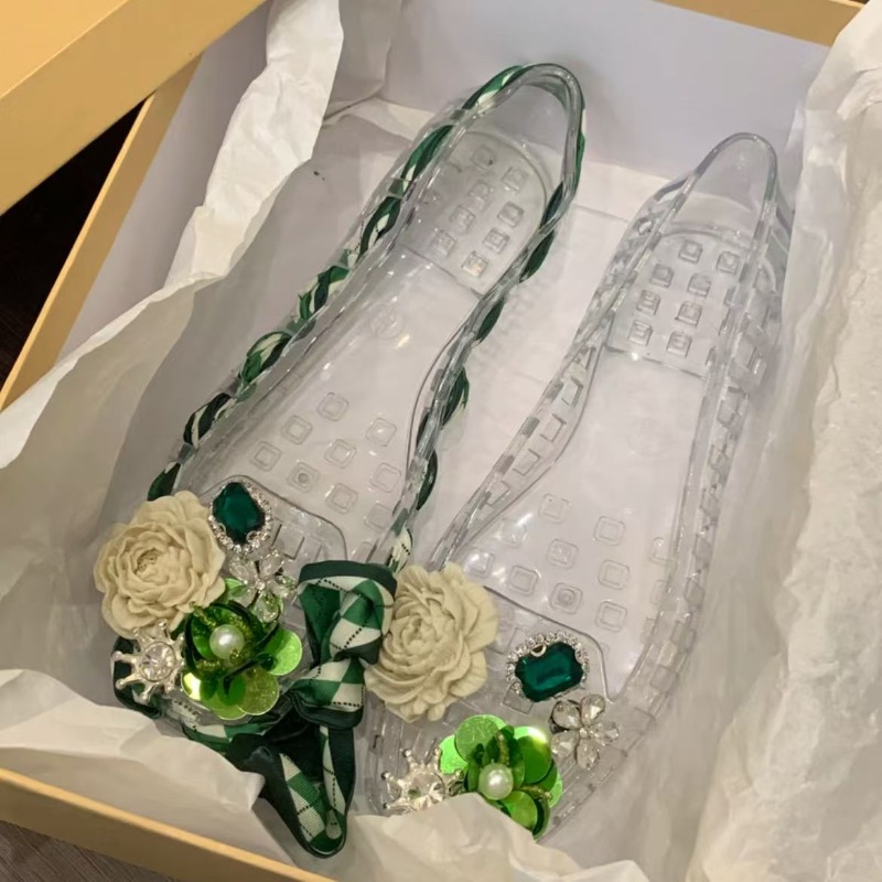 Sandals - 新しいスタイルのスクエアトゥオープントゥサンダル、フラットソールゼリースタイルシューズ DlY シューズ花柄手作りクリスタルとネット付き