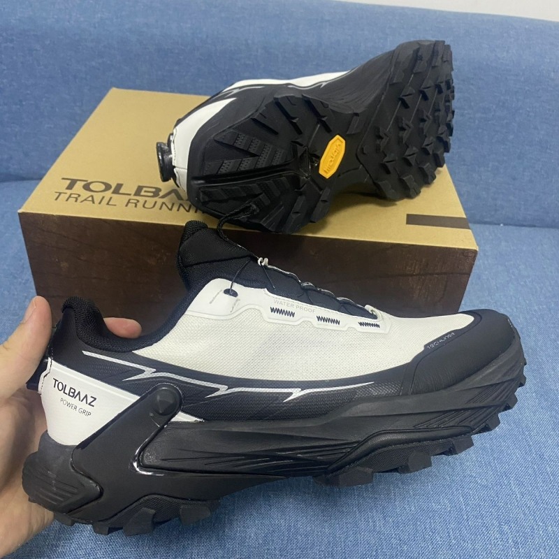 2026年プロ仕様トレイルランニングシューズ メンズ トップ - Anti Slip Trail Running Sneakers のレビューと価格