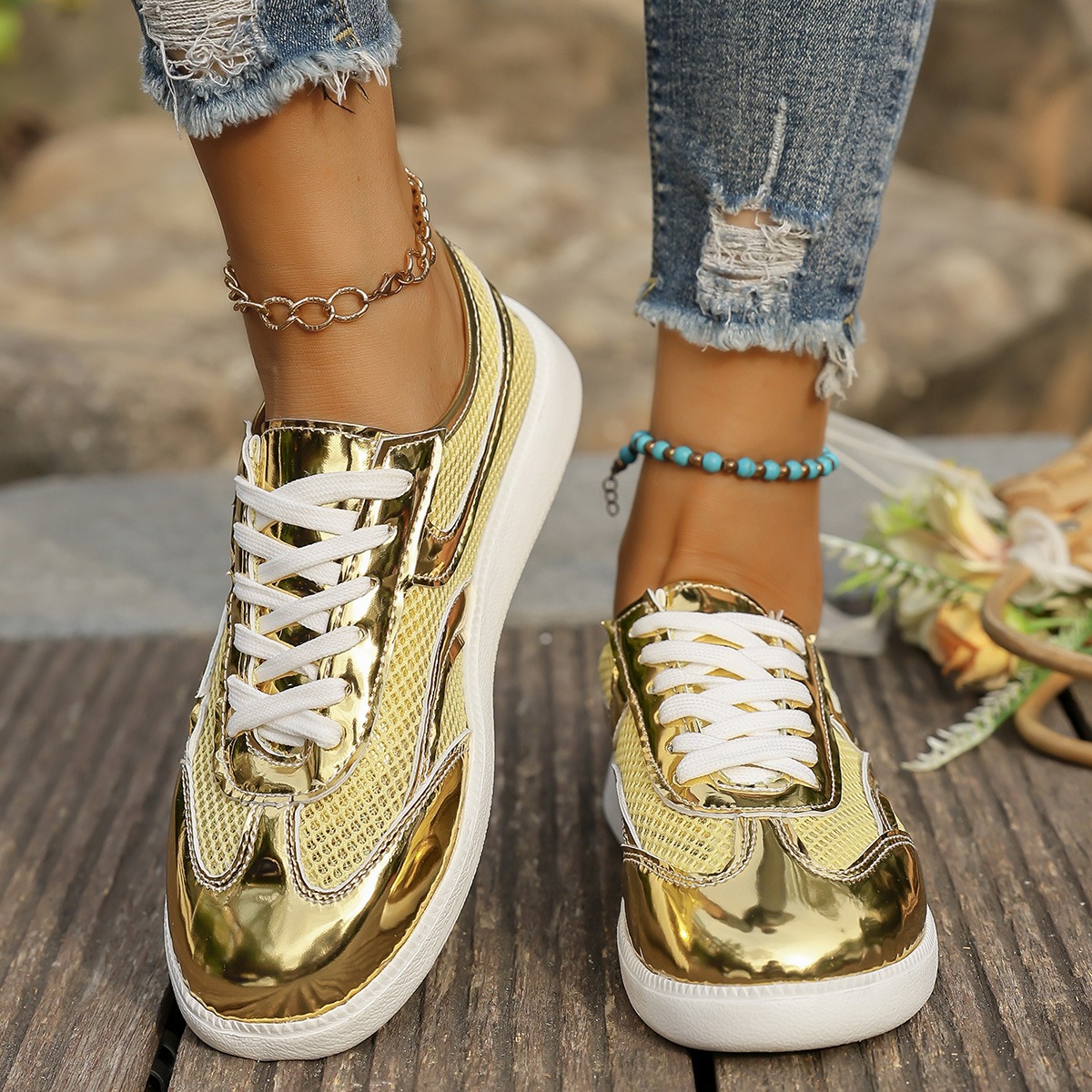 新しい女性のスニーカー通気性ニットメッシュスポーツシューズフ - Knit Fabric Lace Up Sneakers のレビューと価格