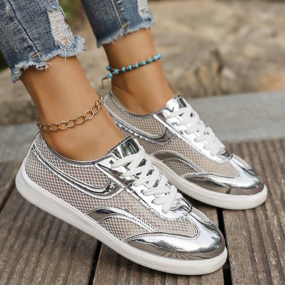 新しい女性のスニーカー通気性ニットメッシュスポーツシューズフ - Knit Fabric Lace Up Sneakers のレビューと価格