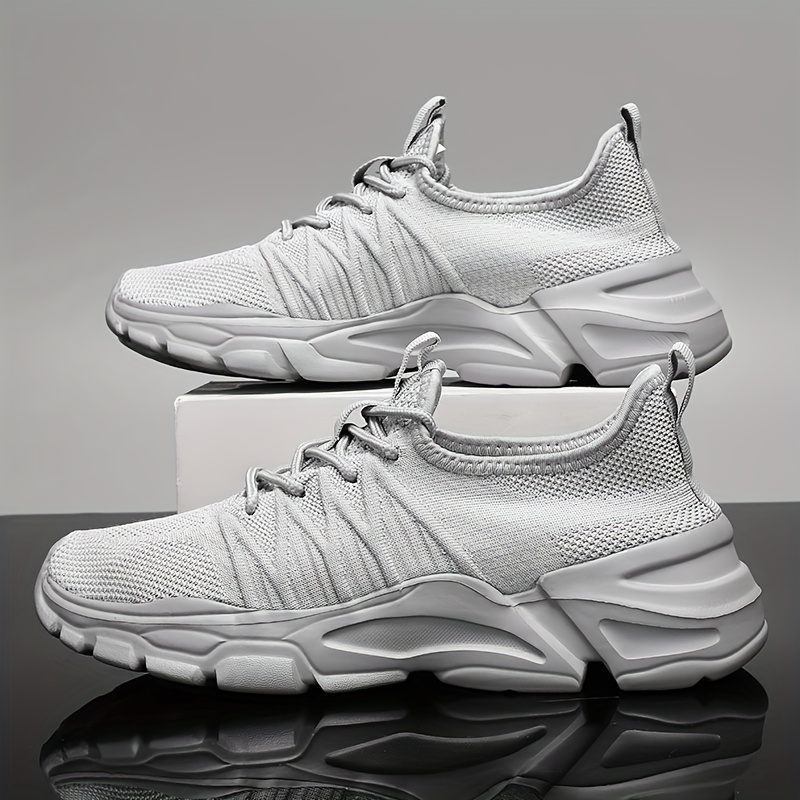男性ファッションスポーツシューズ軽量メッシュスニーカーランニ - Shock Absorbing Gym Trainers のレビューと価格