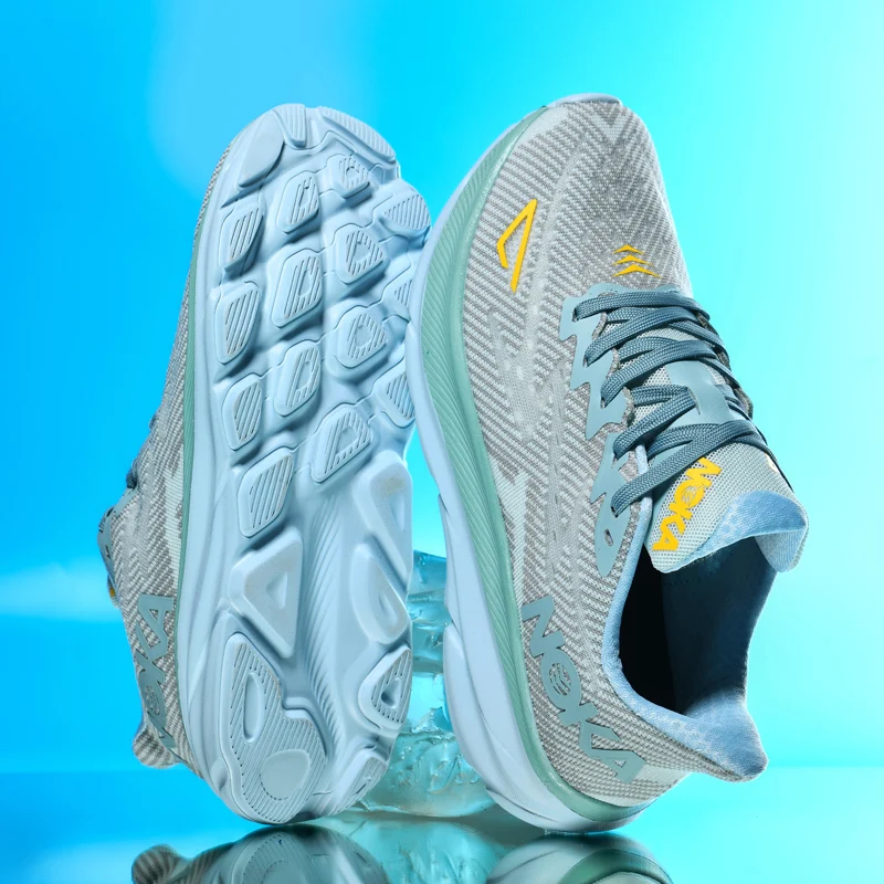 メンズランニングシューズジョギングトレーナーカップルレースア - Lightweight Road Running Shoes のレビューと価格