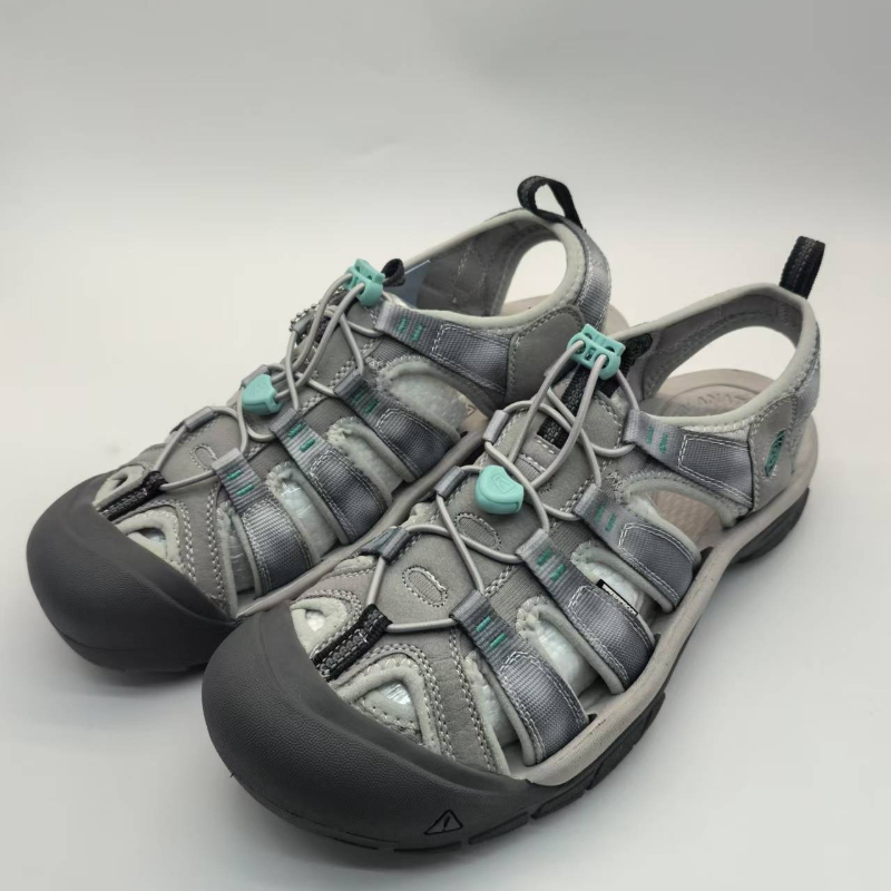 高品質のクラシックレトロユニセックススポーツシューズ快適で柔 - Lightweight Road Running Shoes のレビューと価格