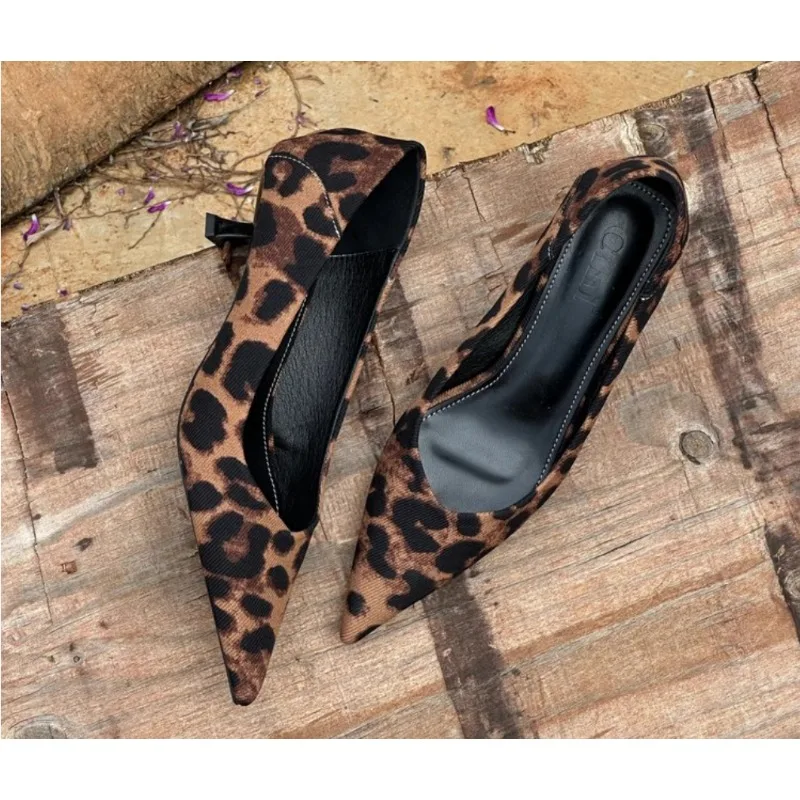 2024 女性のセクシーなハイヒールバーガンディヌードパンプ - Women'S Shoes のレビューと価格