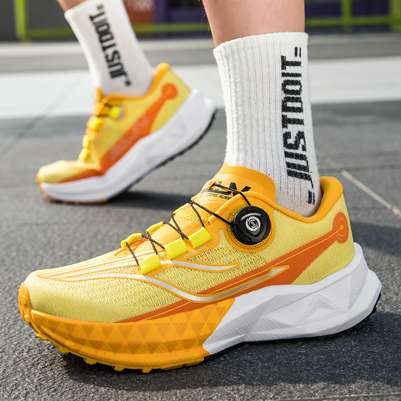 男性女性ランニングシューズクッション性スニーカートレイルジョ - Anti Slip Trail Running Sneakers のレビューと価格