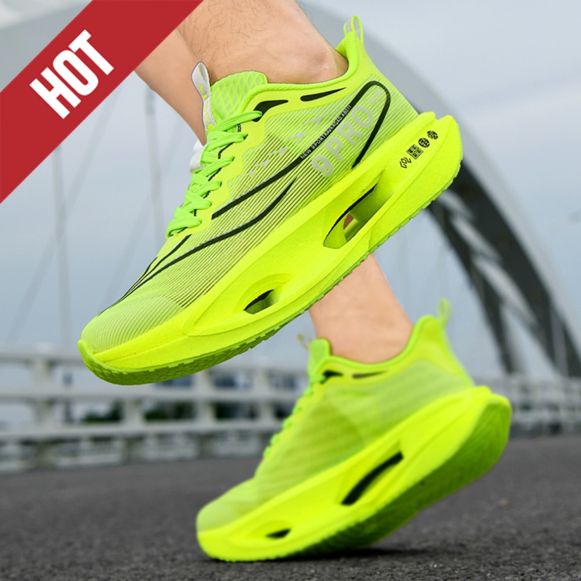 男女兼用カーボンプレートマラソンランニングシューズ 通気性  - Carbon Plate Marathon Racing Shoes のレビューと価格