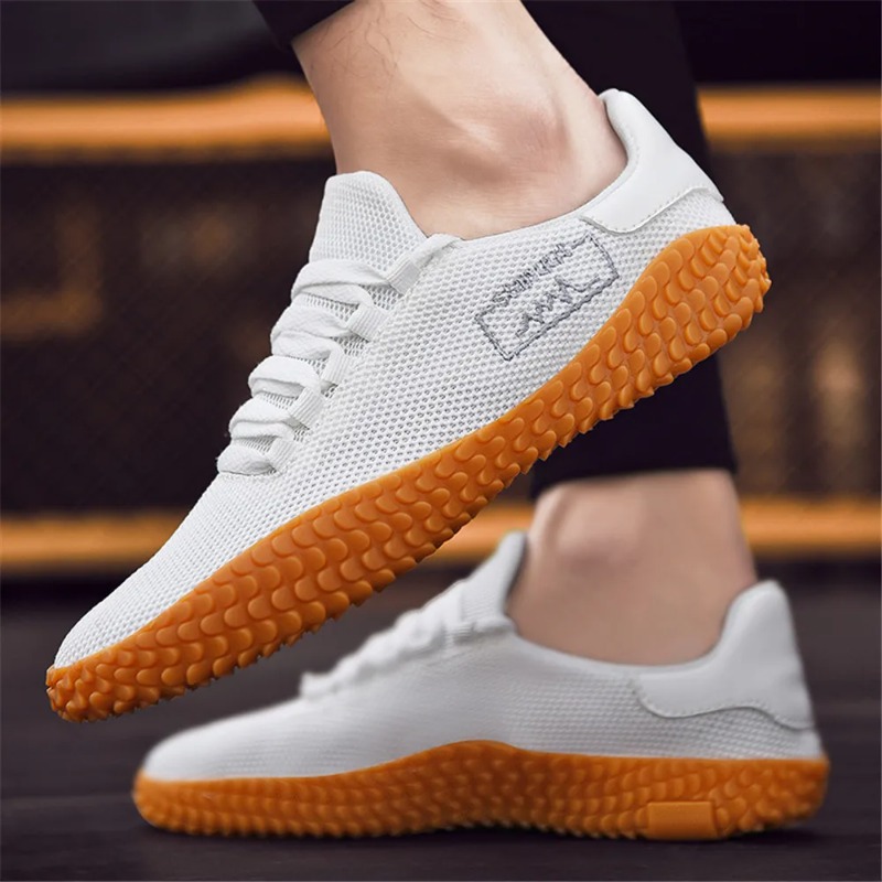 夏の男性スニーカーファッションメッシュカジュアルシューズ高品 - Waterproof Goretex Running Shoes のレビューと価格